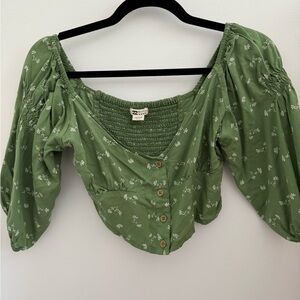 Billabong | Green Floral Cropped Prairie Top